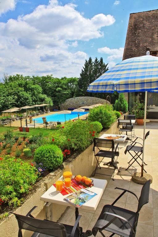 Hotel Restaurant Du Chateau โรกามาดูร์ ภายนอก รูปภาพ